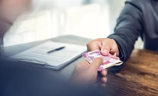 Investing in corporate fixed deposits_ Here are four points to consider1